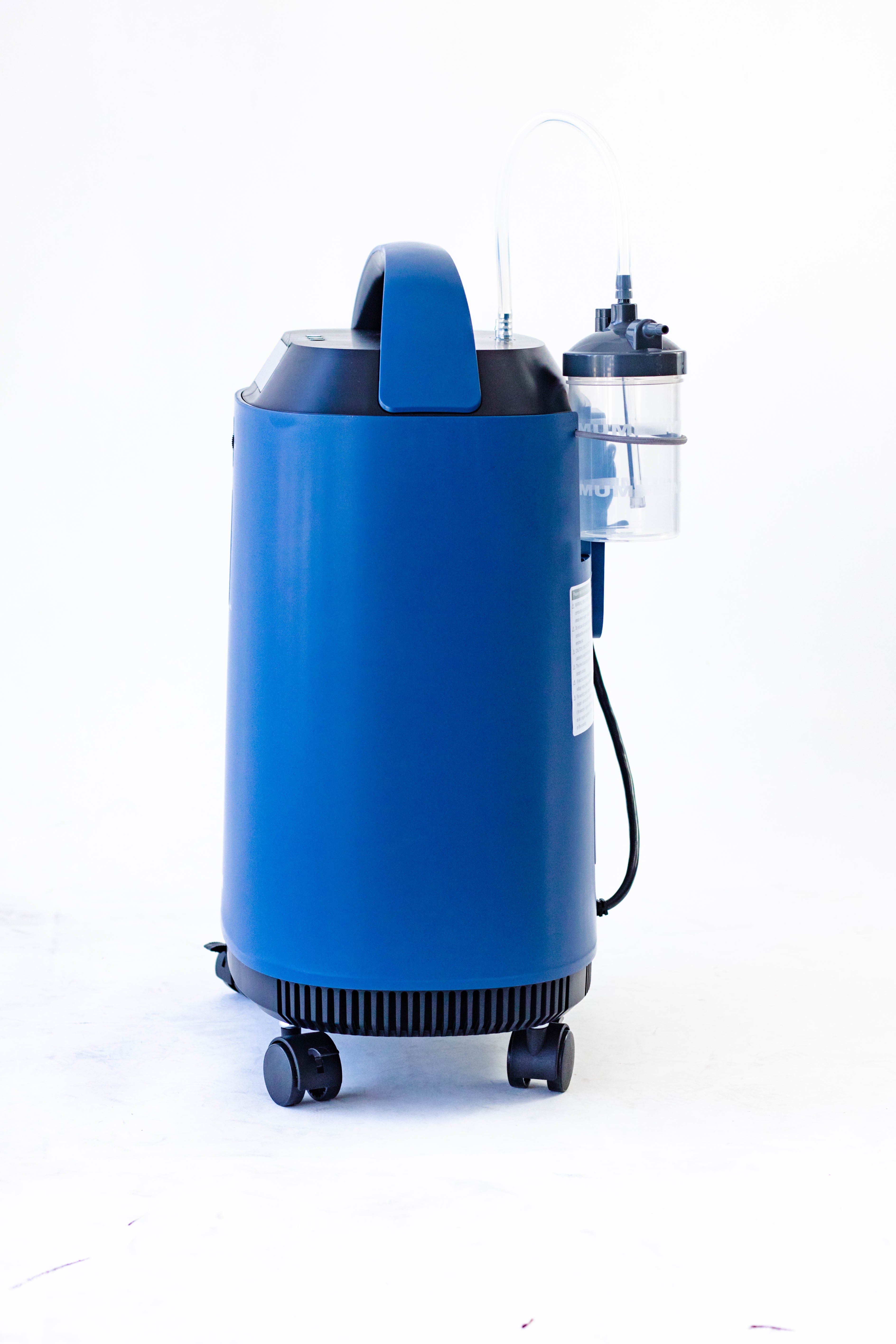 Concentrador de Oxígeno Yuwell 5lpm 8F5A Microneubulizador